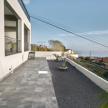 Sunset Viewpoint, New With Stunning Sea Views * Relogio do Poiso