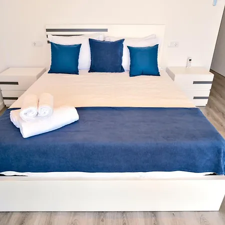 Sunset Viewpoint, New With Stunning Sea Views Tatil Evi *
