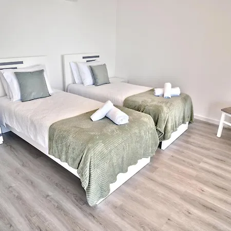 Sunset Viewpoint, New With Stunning Sea Views Tatil Evi Relogio do Poiso